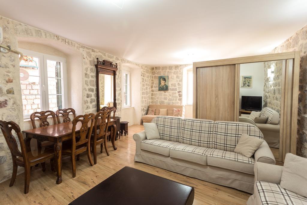 Neda Apartment โกตอร์ ภายนอก รูปภาพ